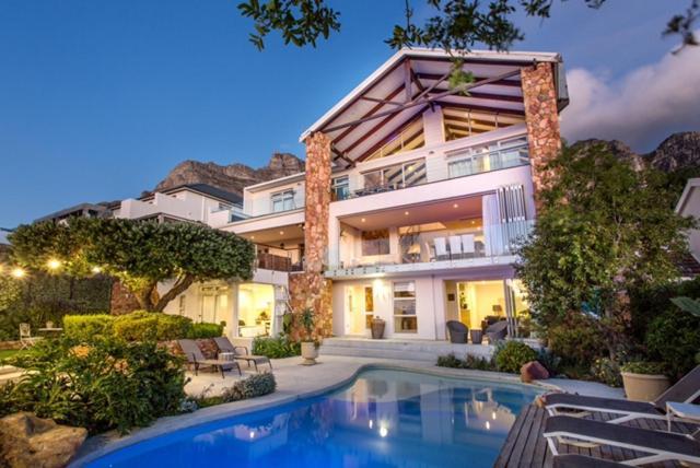 Far Horizons Camps Bay Ξενοδοχείο Κέιπ Τάουν Εξωτερικό φωτογραφία